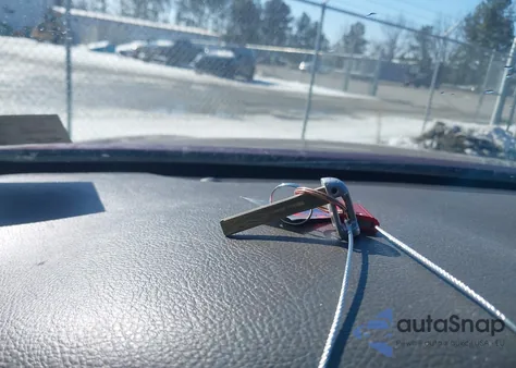 2009 Hyundai Genesis 3.8 z USA, uszkodzony, nr VIN KMHGC46EX9U051295